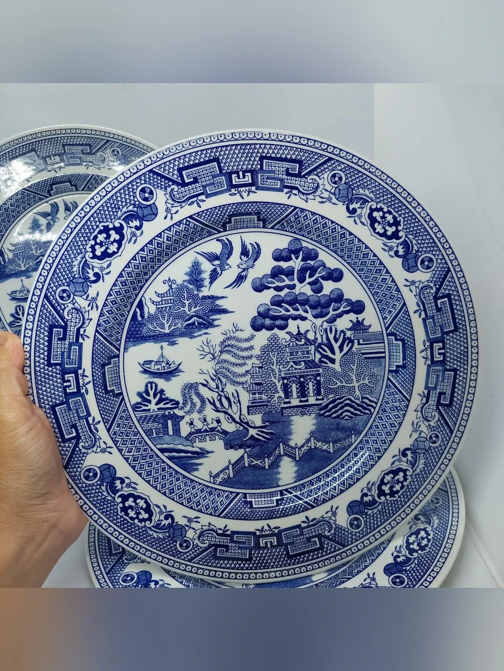 Jhon Tams Fine English Earthenware Dinner Plates 10.75